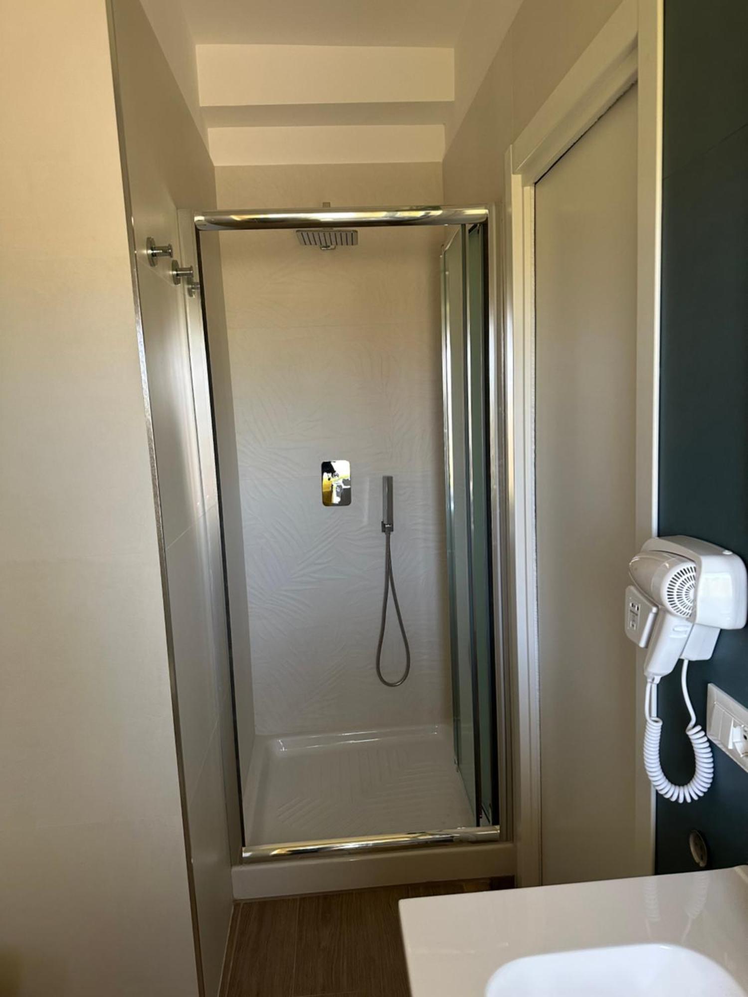 Monti Tiburtini Roma Guest House Zewnętrze zdjęcie
