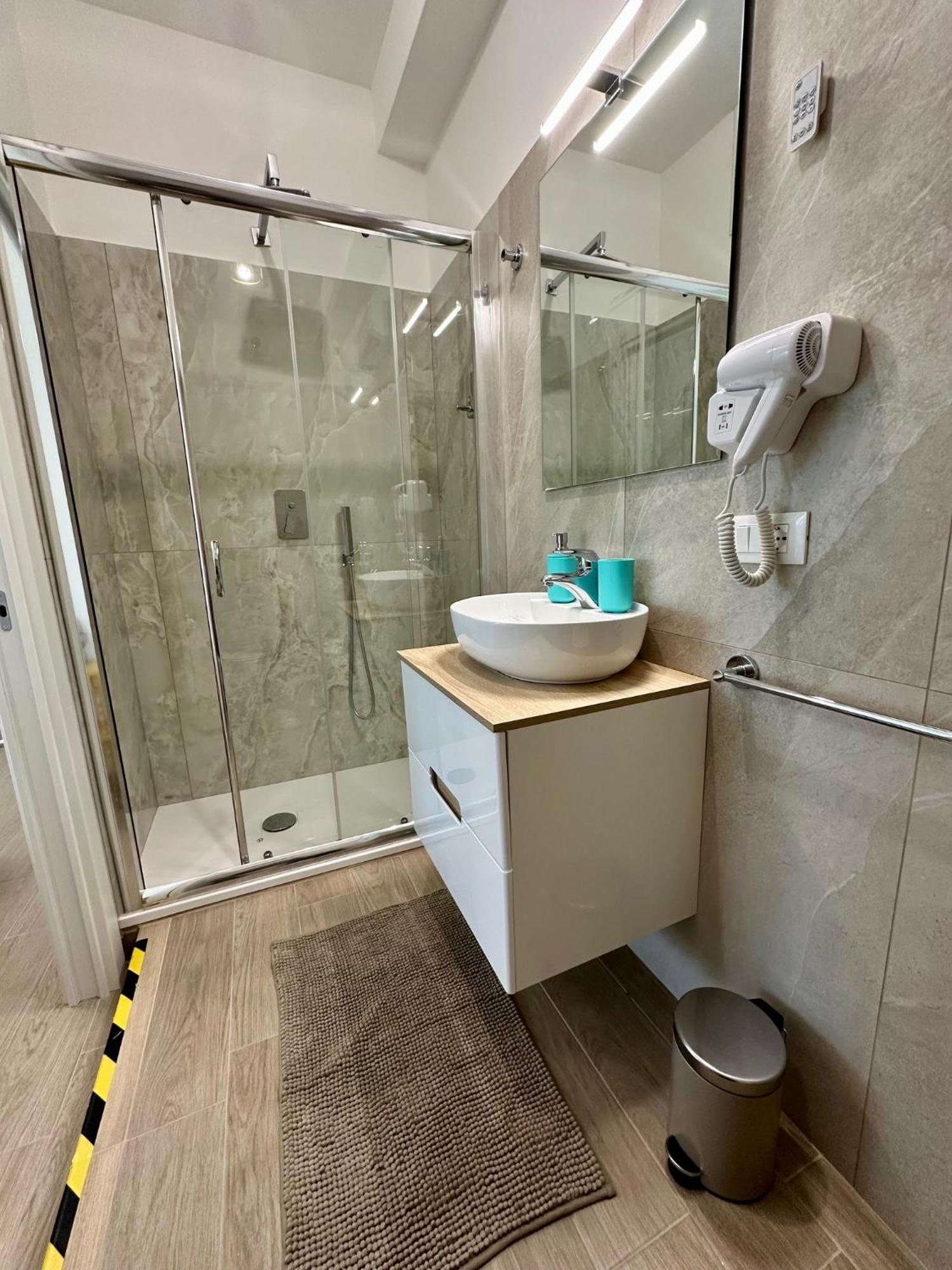 Monti Tiburtini Roma Guest House Zewnętrze zdjęcie